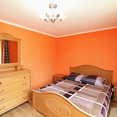 Cottage "Kliverent" Γιαρέμτσε Εξωτερικό φωτογραφία