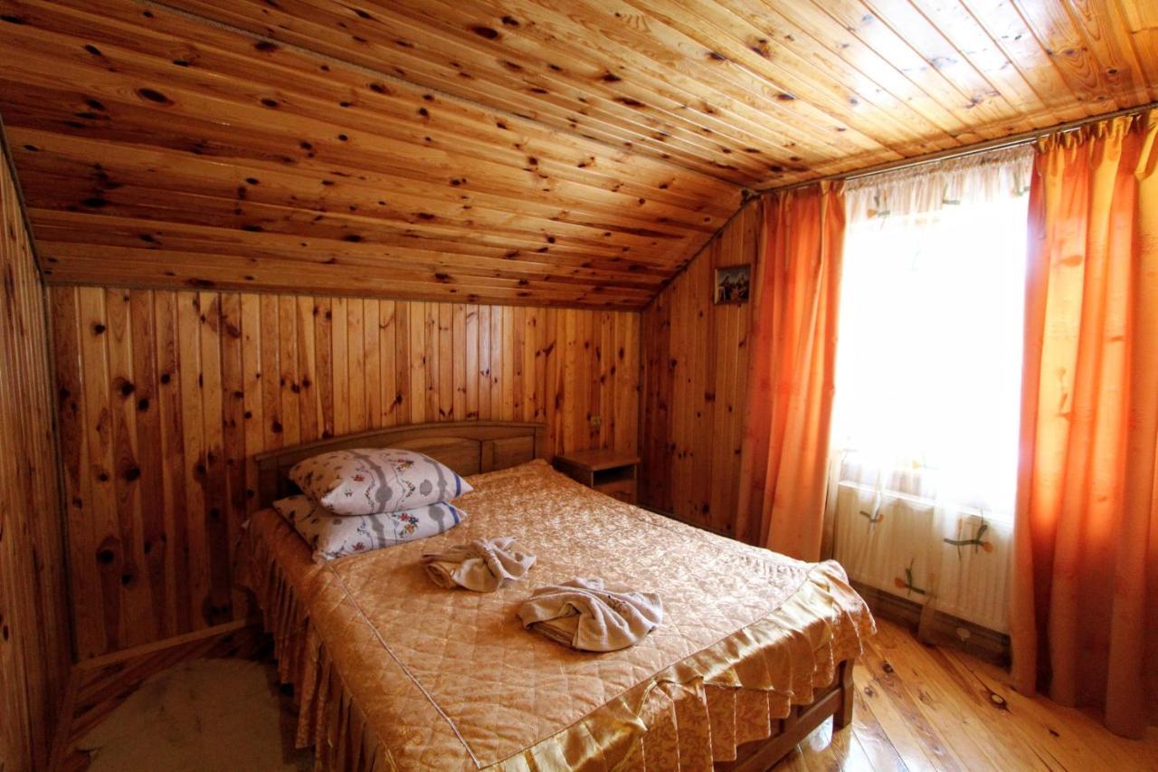 Cottage "Kliverent" Γιαρέμτσε Εξωτερικό φωτογραφία