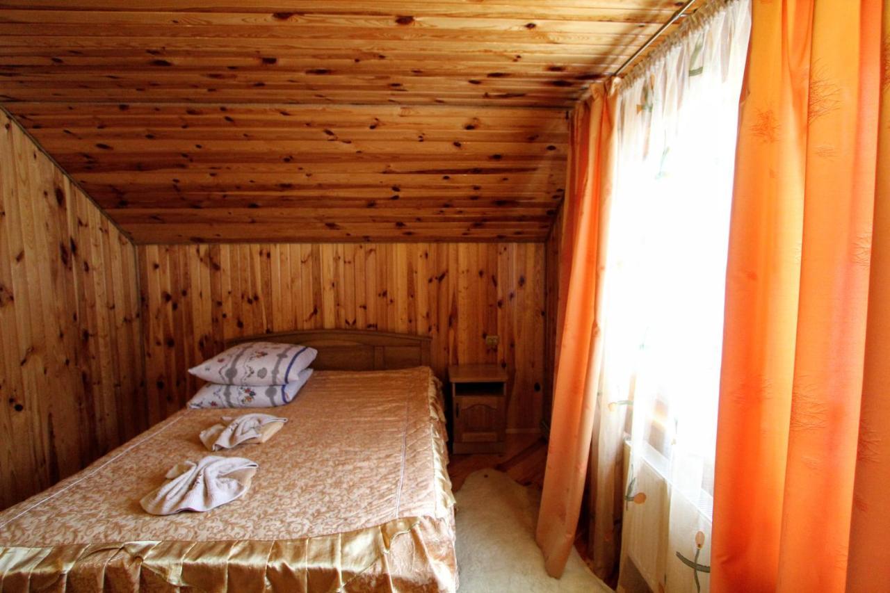 Cottage "Kliverent" Γιαρέμτσε Εξωτερικό φωτογραφία