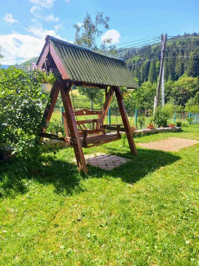Cottage "Kliverent" Γιαρέμτσε Εξωτερικό φωτογραφία