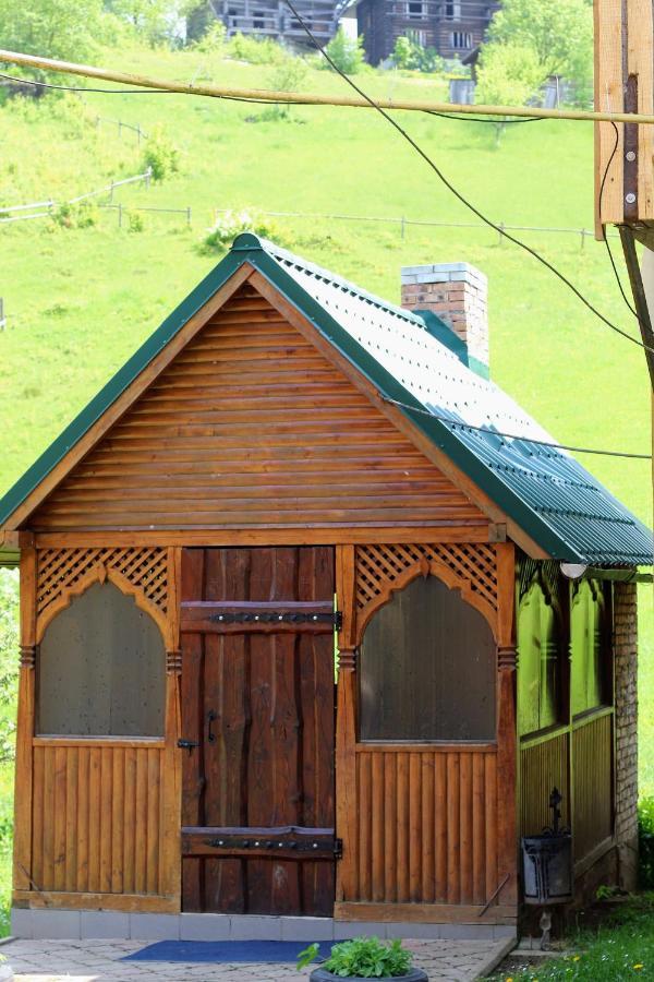 Cottage "Kliverent" Γιαρέμτσε Εξωτερικό φωτογραφία