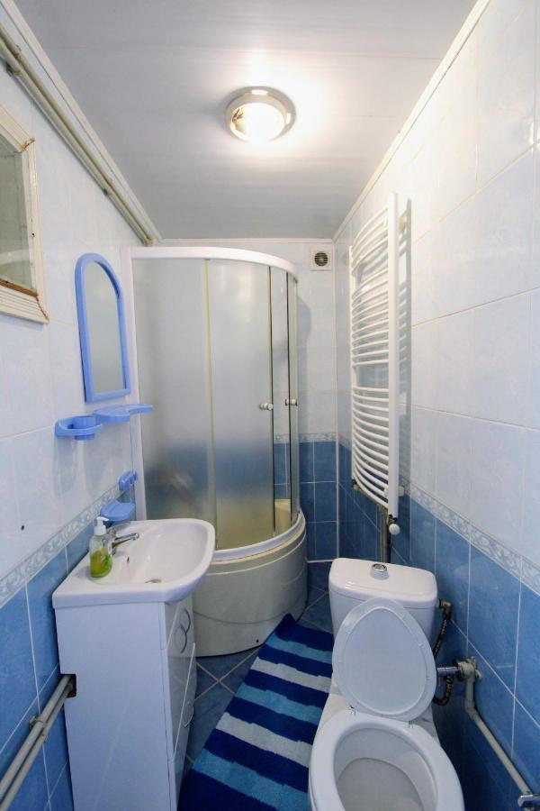 Cottage "Kliverent" Γιαρέμτσε Εξωτερικό φωτογραφία