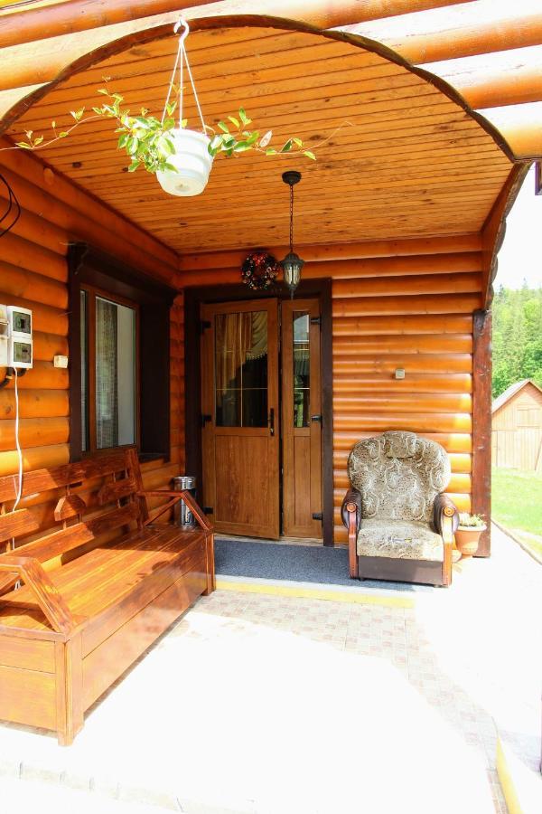 Cottage "Kliverent" Γιαρέμτσε Εξωτερικό φωτογραφία
