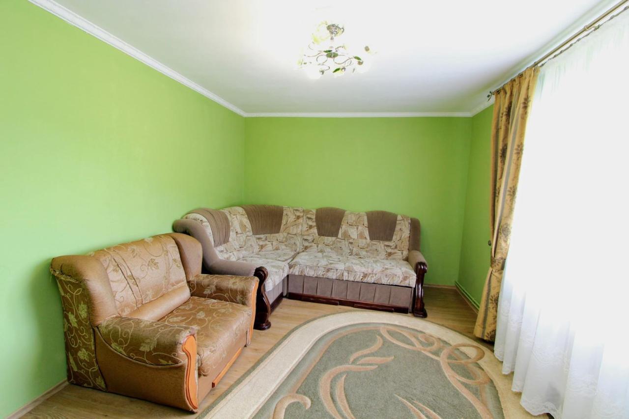 Cottage "Kliverent" Γιαρέμτσε Εξωτερικό φωτογραφία