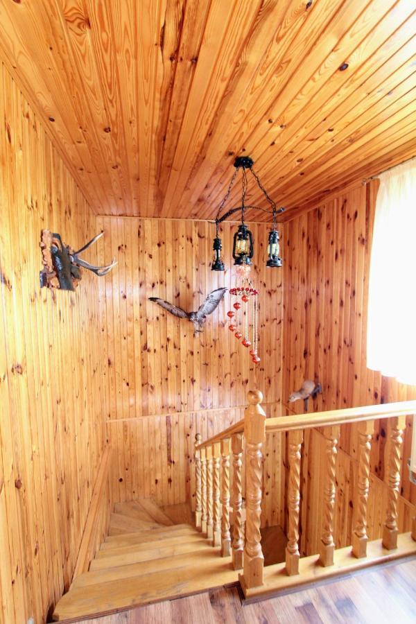 Cottage "Kliverent" Γιαρέμτσε Εξωτερικό φωτογραφία